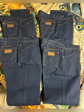 Lot of 4 New Wrangler Jeans 36 x 34  Heavy Starched
